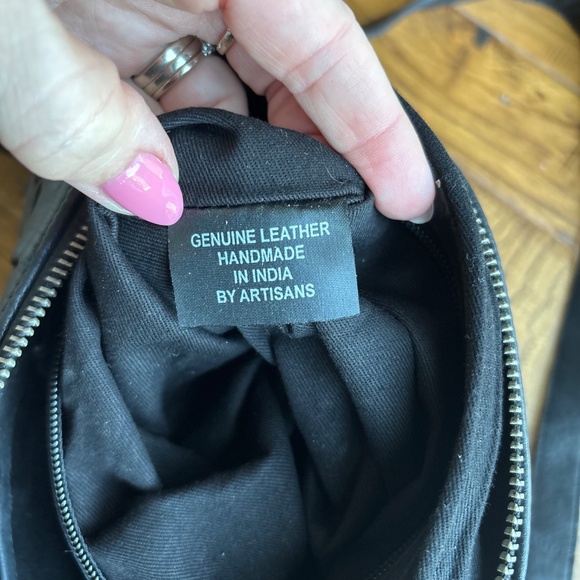 Latico Colbie Leather Sling Black - Picture 5 of 5